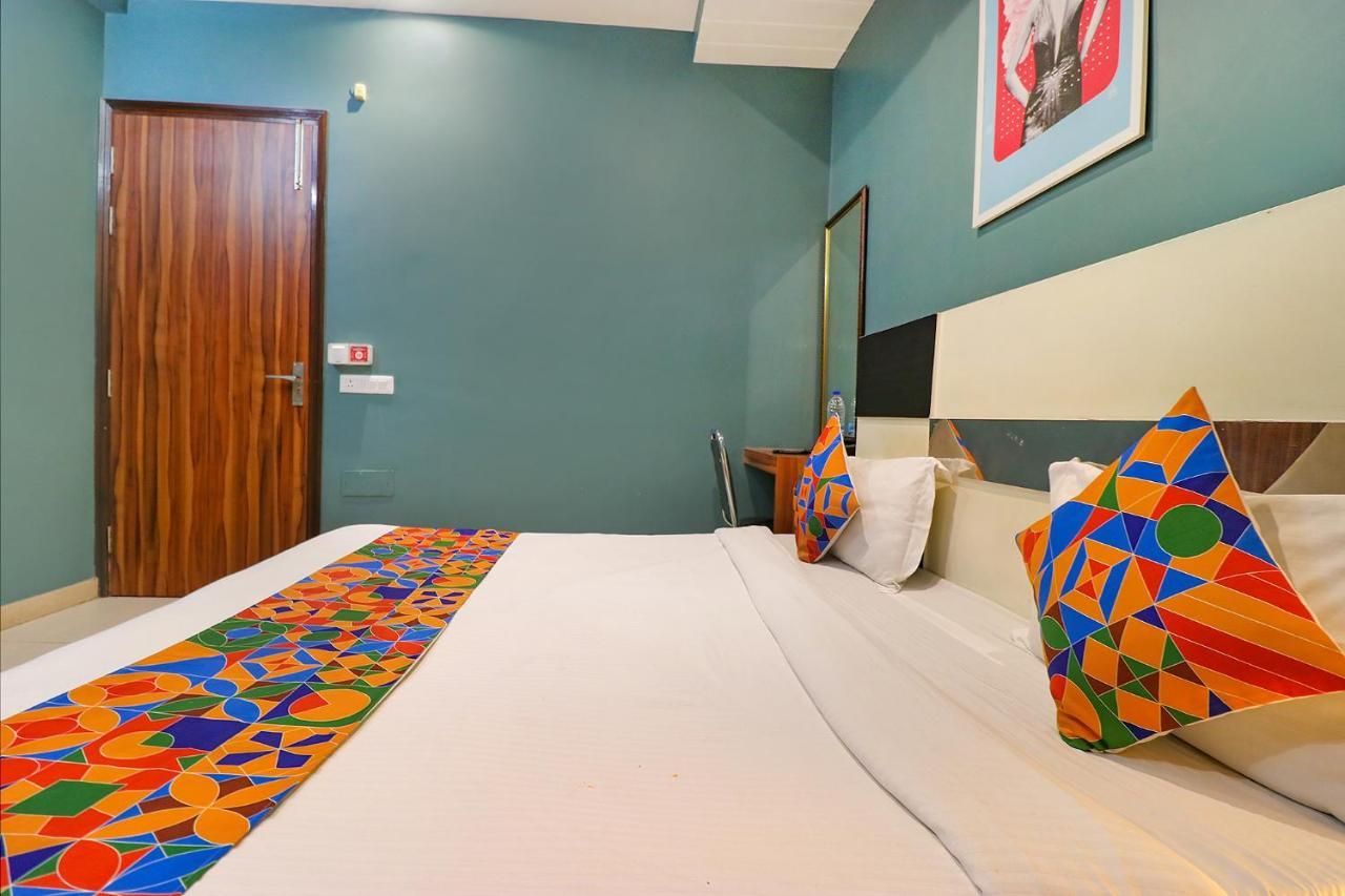 Fabhotel Church House Rohini Дели Экстерьер фото