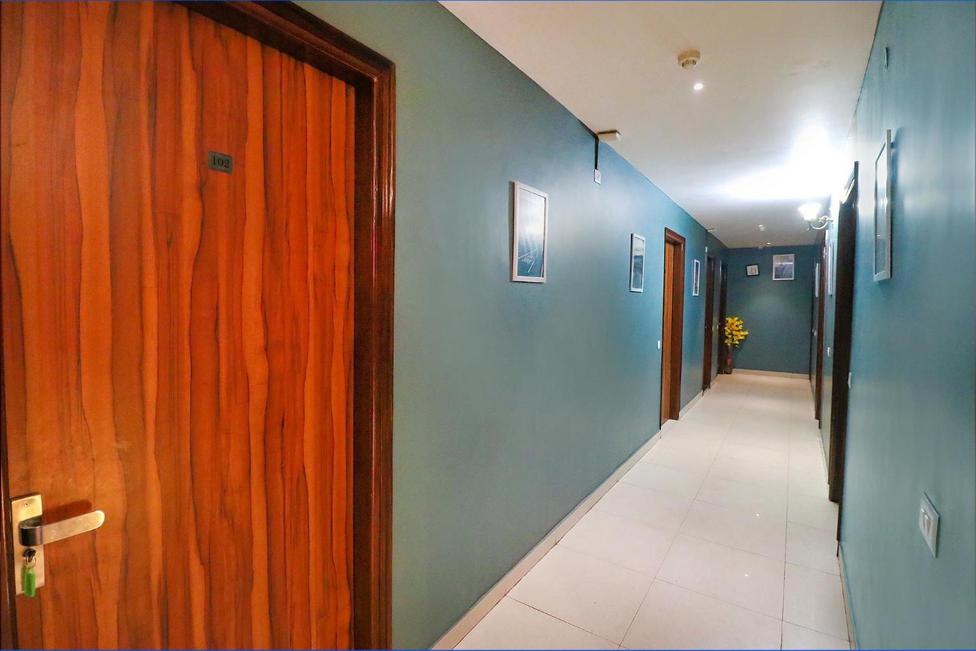 Fabhotel Church House Rohini Дели Экстерьер фото